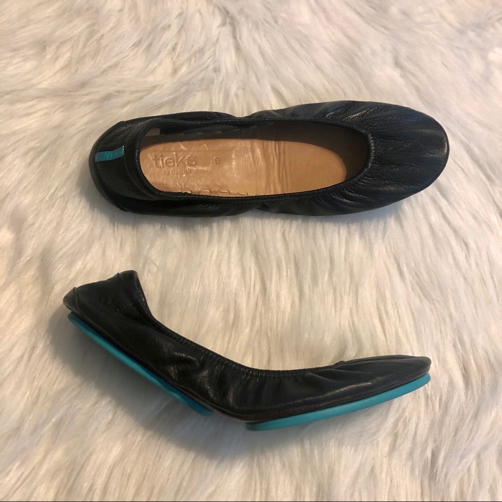Tieks Classic Matte Black Leather Flats size 9